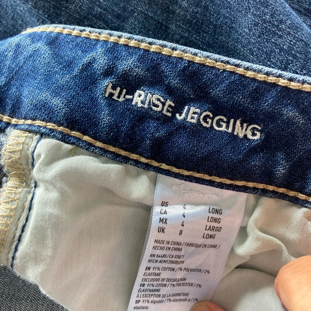 American Eagle Outfitters Denim
Superstretch High-rise Jegging 
Size 4 
Cotton - Picture 6 of 13